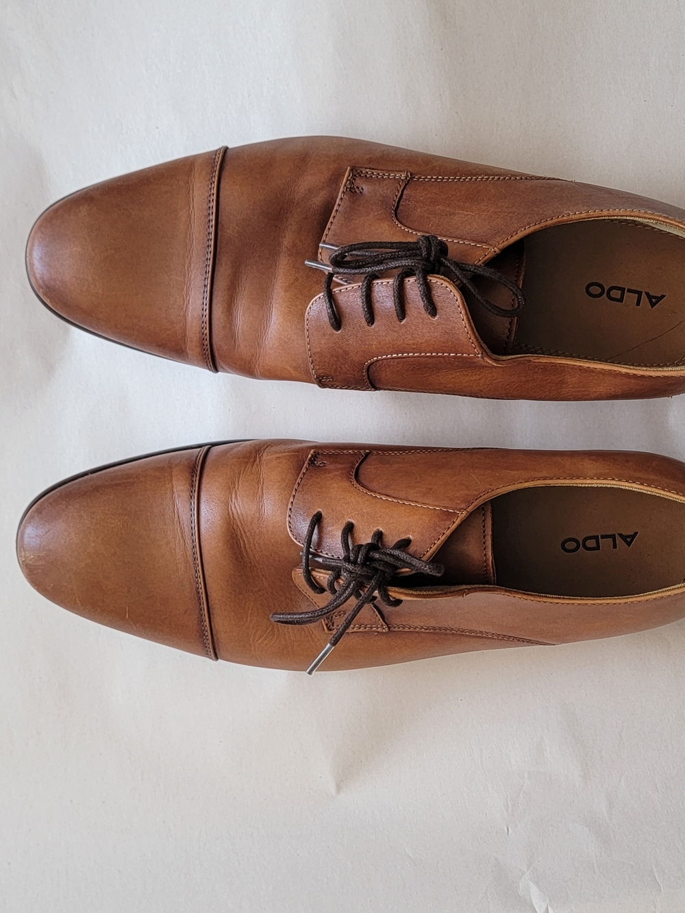 ALDO Men’s Brown Leather Cap-Toe Oxford Shoes